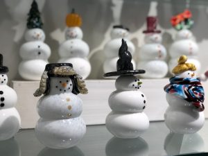 Holidays Come Alive in Newport for December Newport Gallery Night